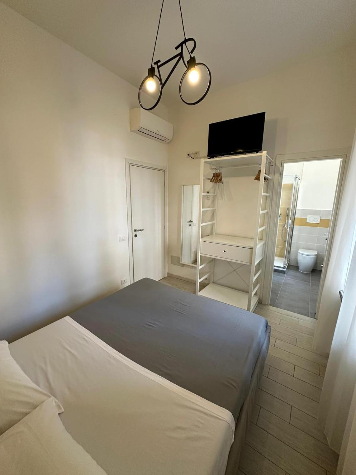 Hotel Bed&Bikerome Angelico Exterior foto